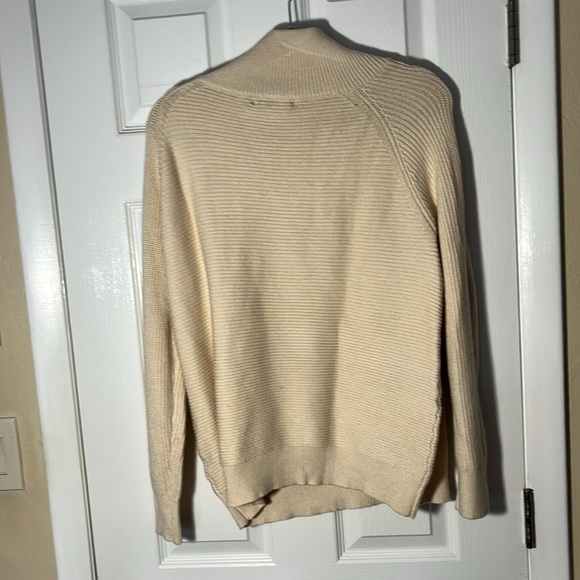 Carpetcom women’s long sleeve turtleneck, ivory sweater side shoulder zipper XL - Picture 10 of 13